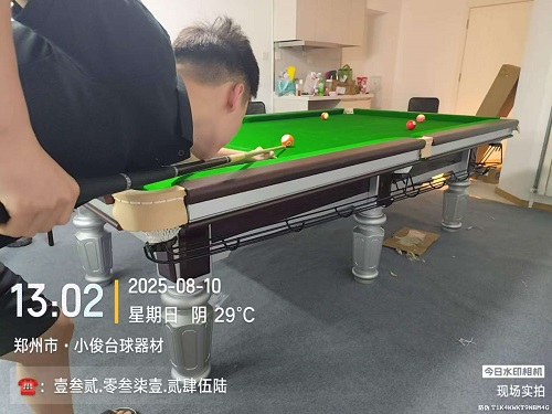 1张银腿台球桌.上门安装费400元：中牟县.小俊台球器材